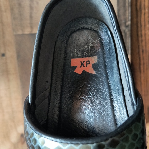 Dansko Snake Print Slip On Clogs Black And Silver Sz 38 7.5-8 Women - Picture 8 of 16